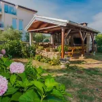Luxury Monika Near The Sea With Private Parking Daire *