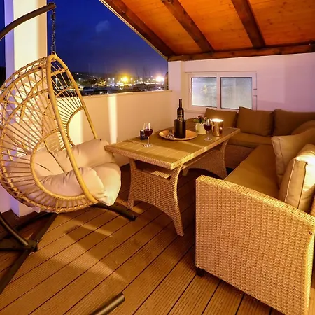 Luxury Monika Near The Sea With Private Parking Appartamento