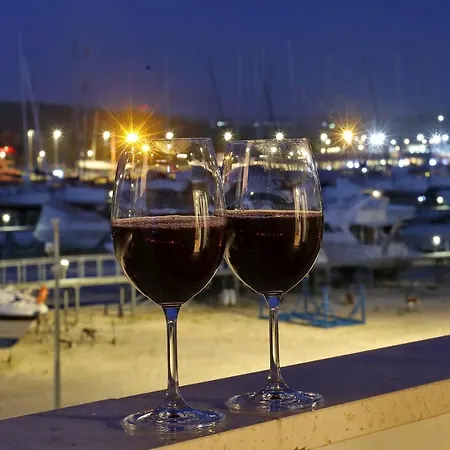 Luxury Monika Near The Sea With Private Parking Appartamento Bibinje