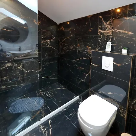 Luxury Monika Near The Sea With Private Parking Appartamento Bibinje