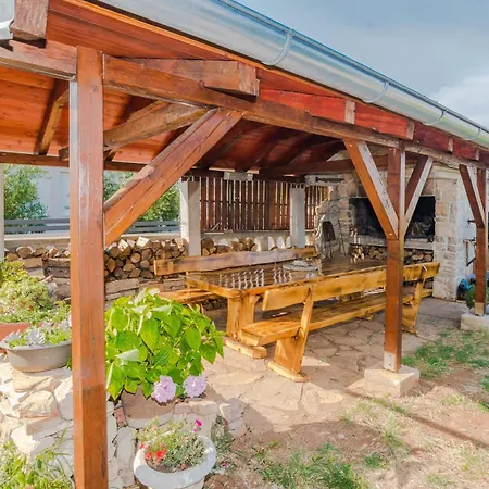 Apartmán Monika Near The Sea With Private Parking Bibinje