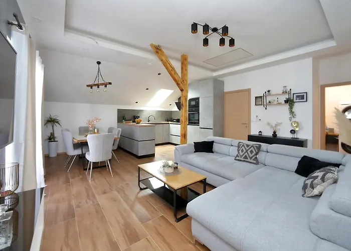 Luxury Monika Near The Sea With Private Parking Apartamento *