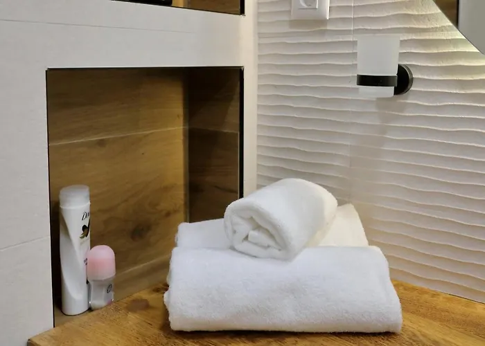 Luxury Monika Near The Sea With Private Parking Apartman *