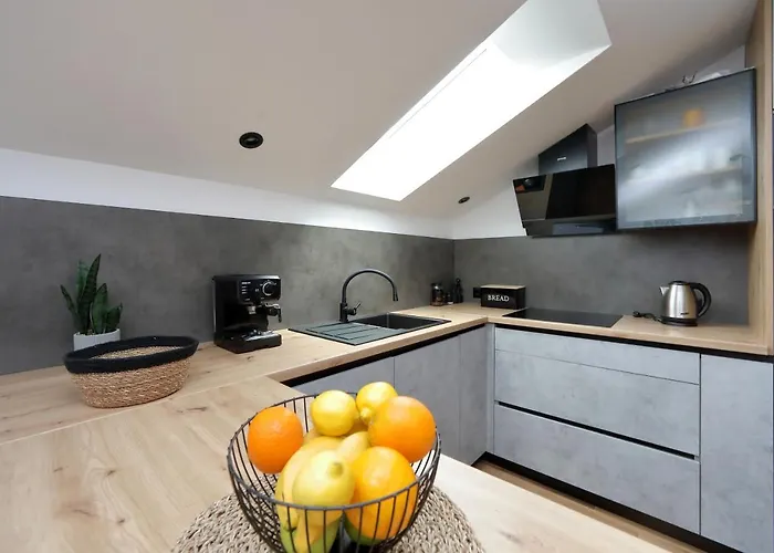 Apartamento Luxury Monika Near The Sea With Private Parking