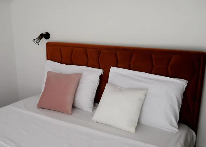Luxury Monika Near The Sea With Private Parking Apartamento *