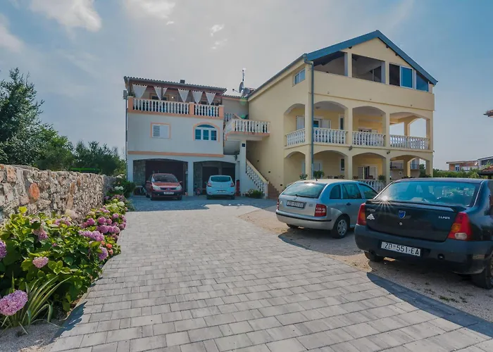 Apartamento Luxury Monika Near The Sea With Private Parking